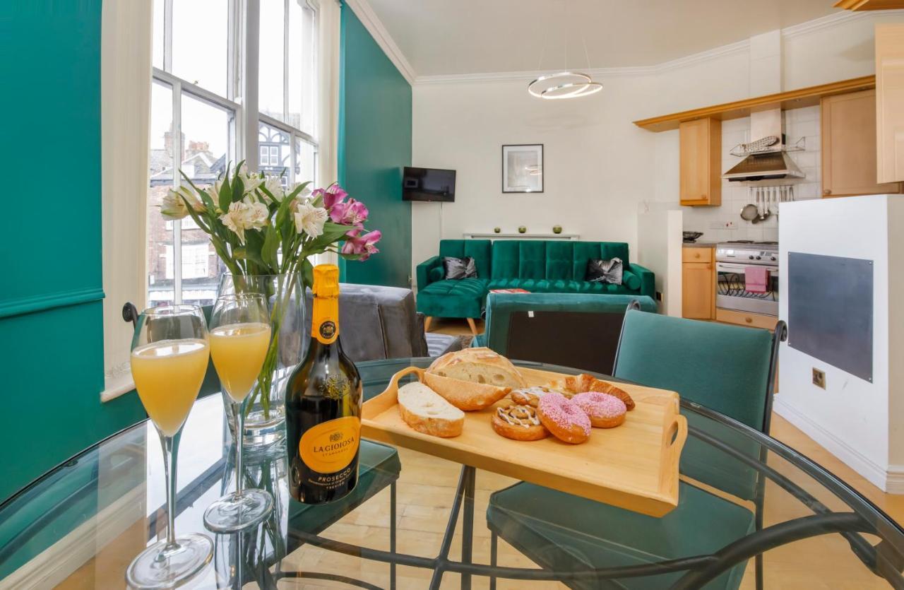 Shambles Suites In The Centre Of York, Sleeps 16 Zewnętrze zdjęcie